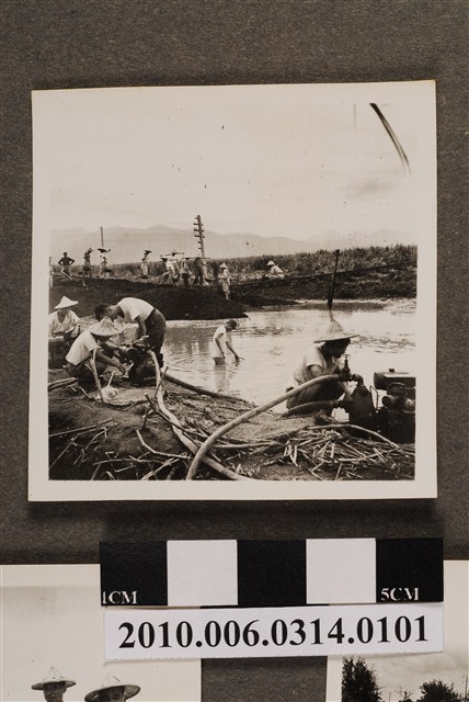 屏東線鐵道鋪設工作照8 (共2張)