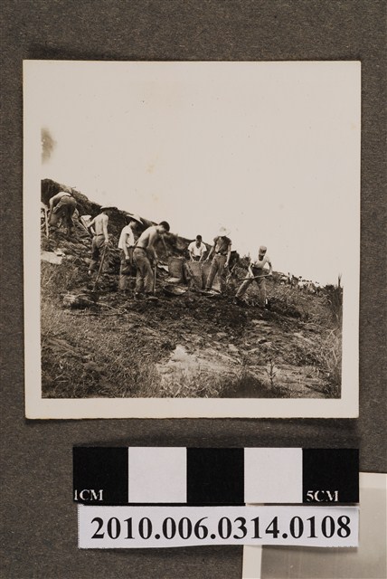 屏東線鐵道鋪設工作照15 (共2張)