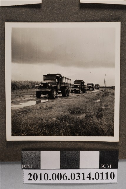 屏東線鐵道鋪設工作照17 (共2張)