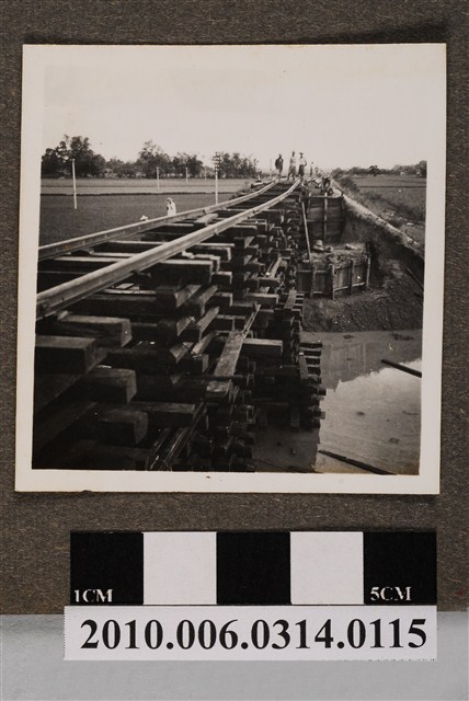 屏東線鐵道鋪設工作照22 (共2張)