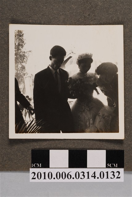 婚禮側拍照1 (共2張)