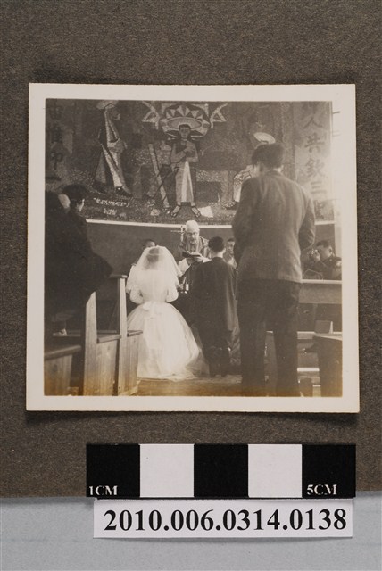 婚禮側拍照7 (共2張)