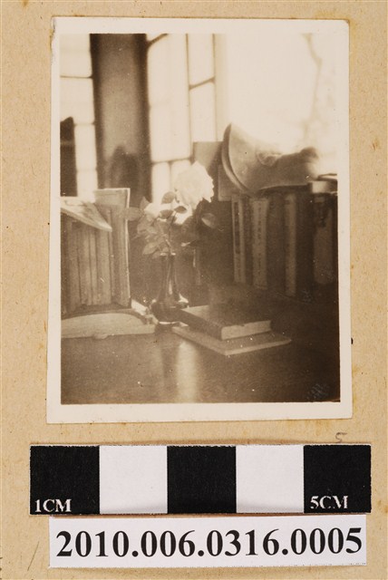 書桌一角 (共1張)