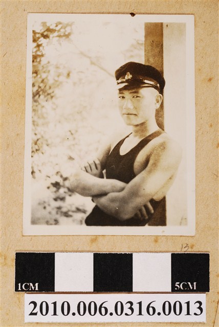 男子獨照 (共1張)