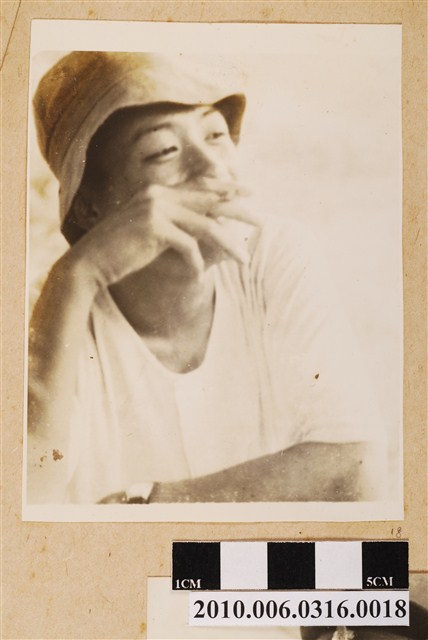 男子獨照 (共1張)