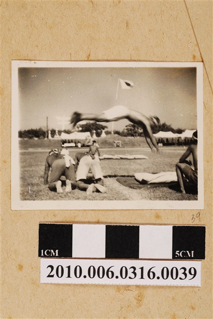 翻越瞬間 (共1張)