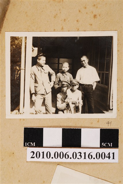 五人合照 (共1張)