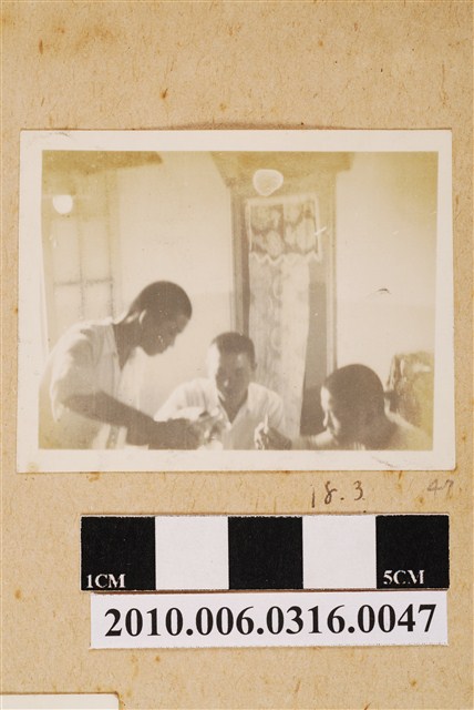 昭和18年3月三人剪影 (共1張)