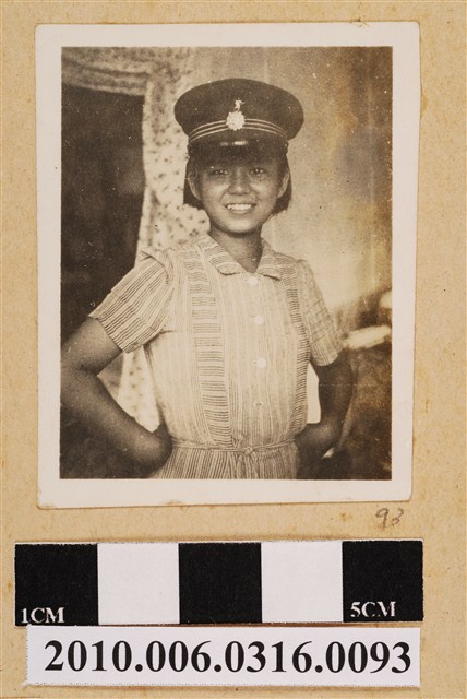 女子獨照 (共1張)