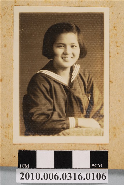 女子獨照 (共1張)