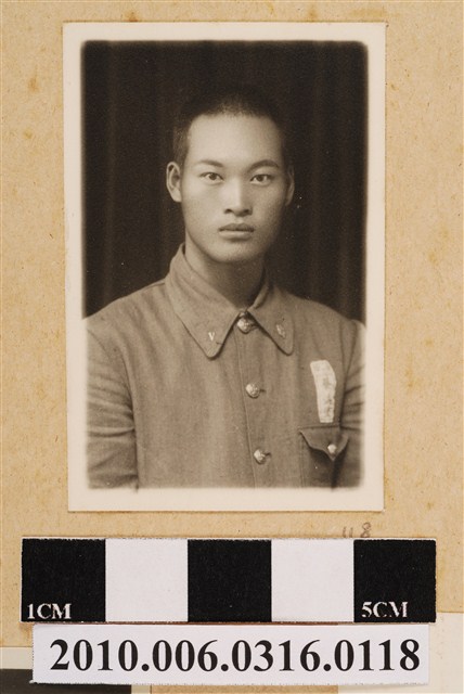 蔡海？獨照 (共1張)