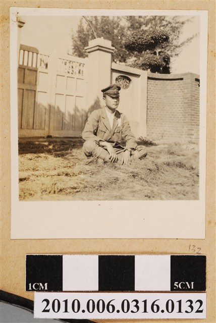 男子獨照 (共1張)