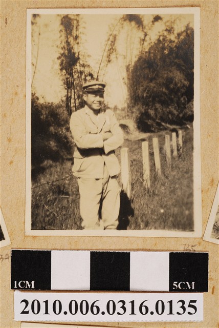 男子獨照 (共1張)