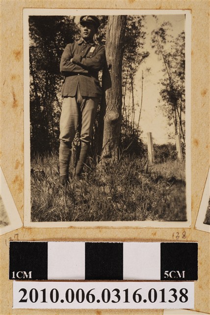 男子獨照 (共1張)