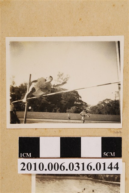 跳高剪影1 (共1張)