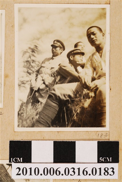 四人合照 (共1張)