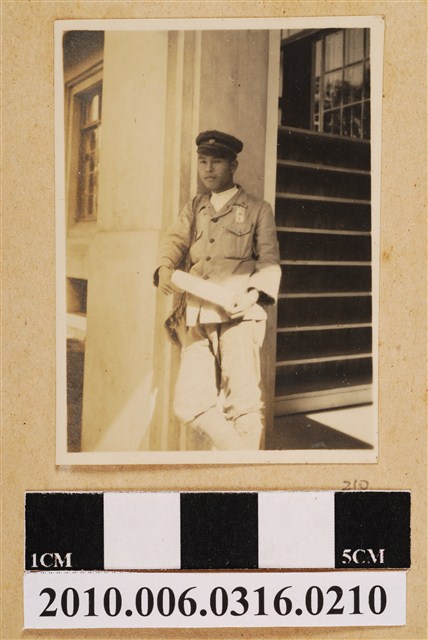 男子獨照 (共1張)