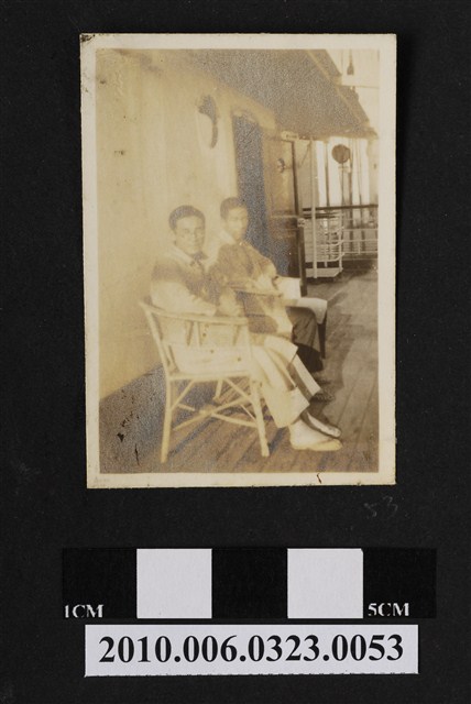 廖漢水等2人合照 (共1張)