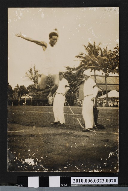 廖漢水跳遠照 (共1張)