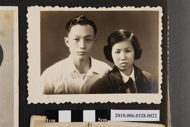 男女2人合照 (共2張)