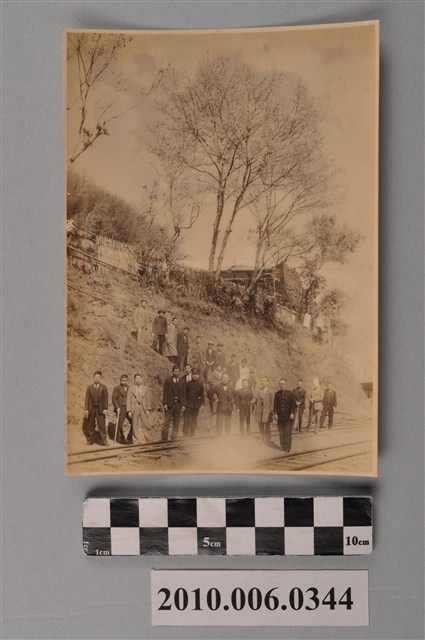 阿里山國家公園旅遊留影照 (共2張)