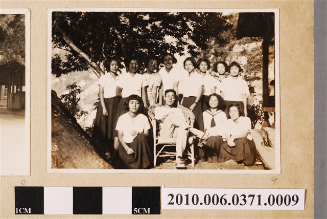 團體合照 (共1張)