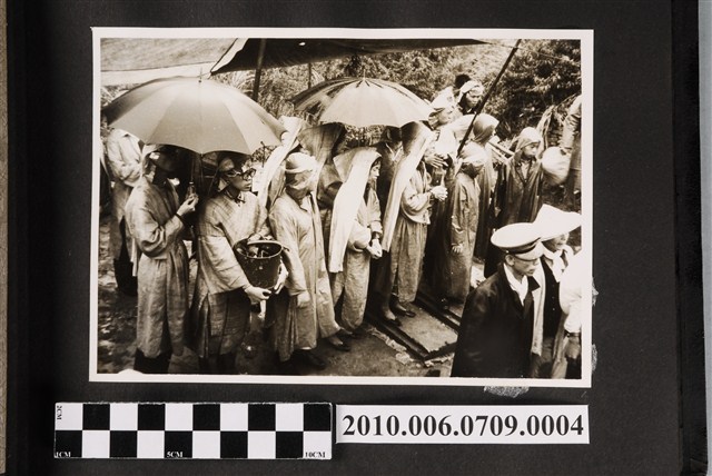 江母黃太夫人告別式送葬親屬1 (共1張)