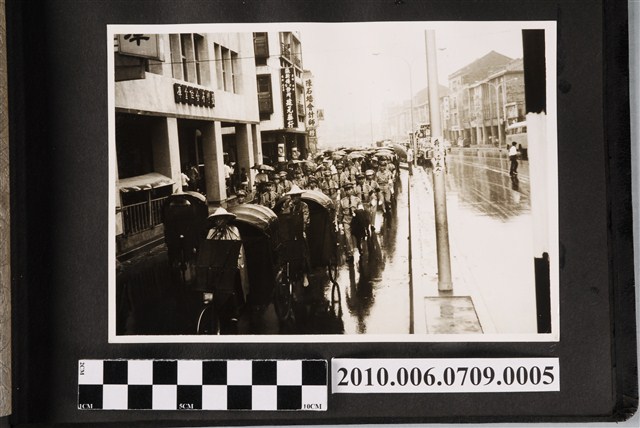 江母黃太夫人告別式憲兵隊伍 (共1張)