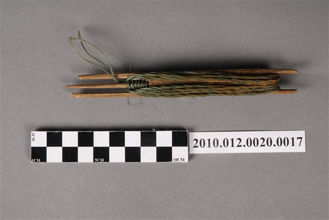 補網針含墨綠色漁線 (共4張)