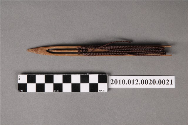 補網針含咖啡色漁線 (共4張)