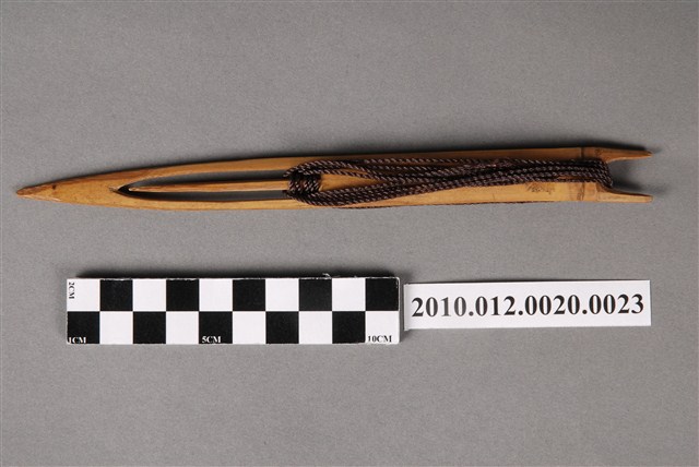 補網針含咖啡色漁線 (共4張)