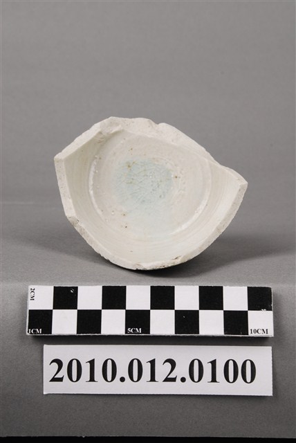 白瓷罐底部殘件 (共4張)