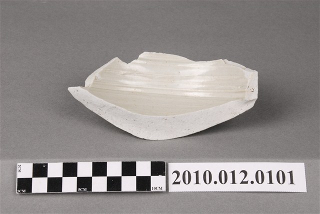 白瓷罐腹片 (共4張)