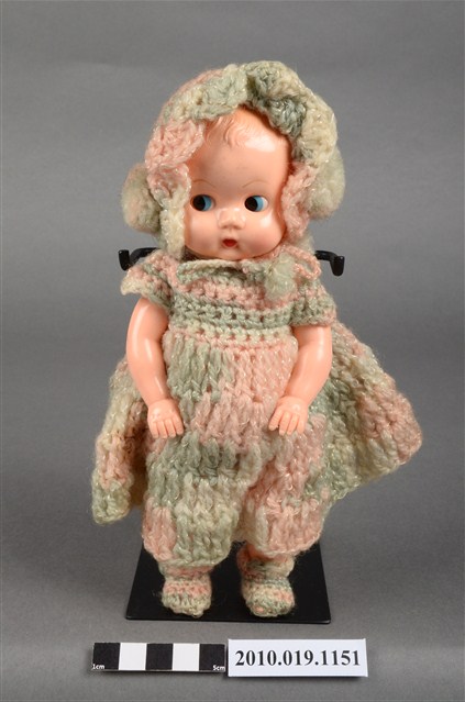 粉綠色針織洋裝玩偶 (共9張)