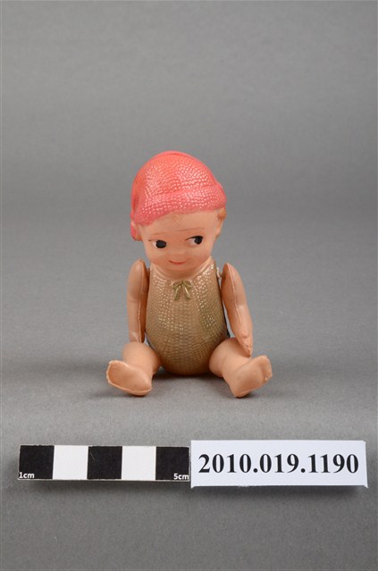 紅色帽子玩偶 (共9張)