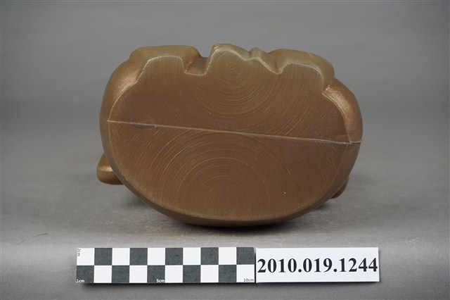 手持元寶彌勒佛存錢筒 (共9張)