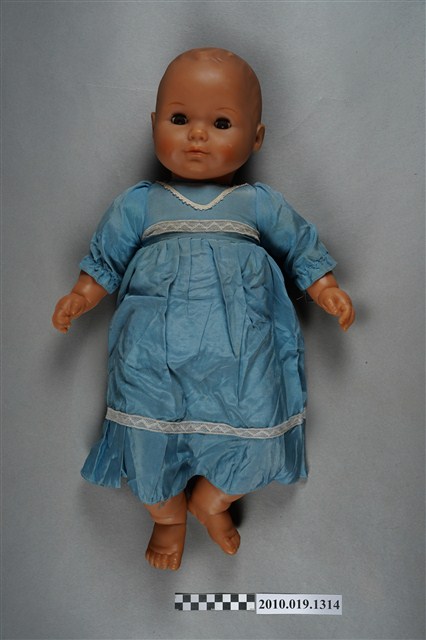 嬰兒玩偶 (共4張)