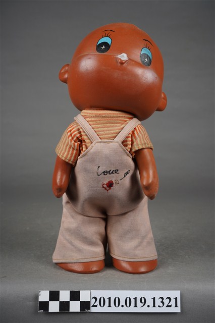 嘟嘴男孩玩偶 (共9張)