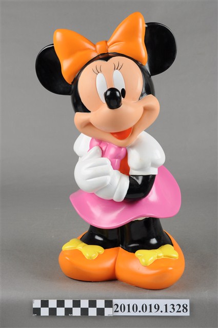 東京三菱銀行米妮存錢筒 (共11張)