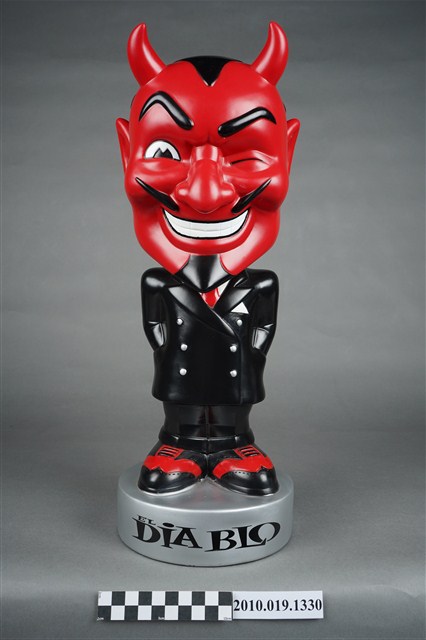 紅魔鬼玩偶 (共11張)