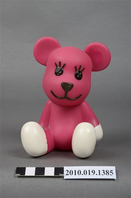 桃子熊玩偶存錢筒 (共9張)