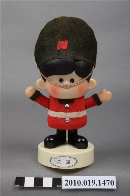 國際牌企業玩偶 (共9張)