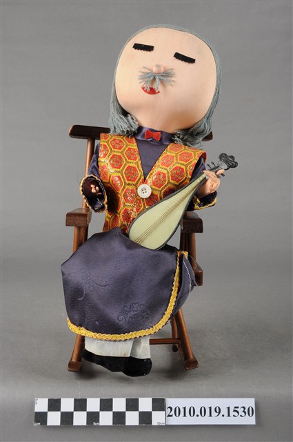 搖椅老公公玩偶 (共9張)