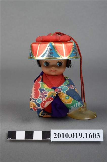 沖繩傳統服裝丘比玩偶 (共9張)