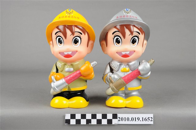 基隆港務局消防寶寶造型存錢筒組 (共3張)