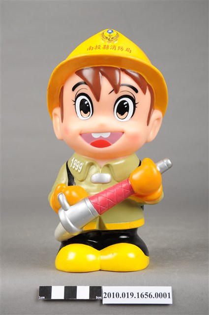 南投縣消防寶寶造型存錢筒 (共10張)
