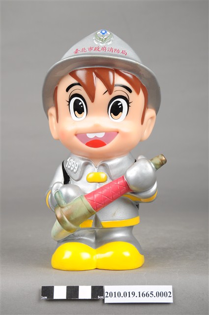 臺北市消防寶寶造型存錢筒 (共10張)