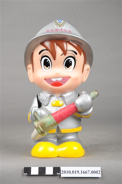 臺北縣消防寶寶造型存錢筒 (共10張)