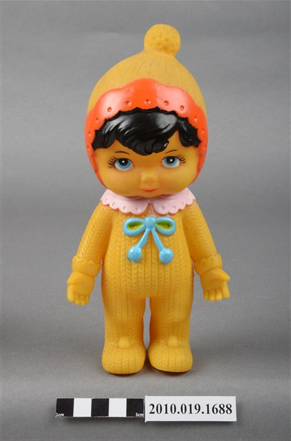 黃衣小孩玩偶 (共9張)