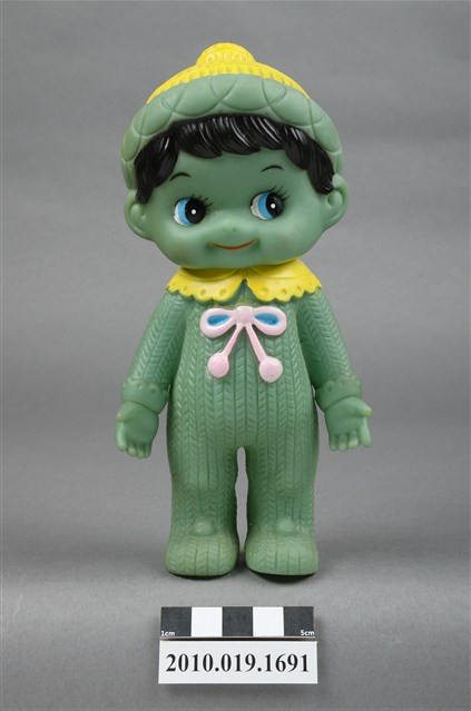 綠衣小孩玩偶 (共9張)